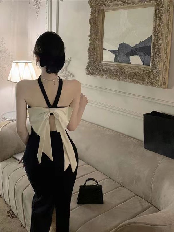 Black halter dress summer pure hot girl skirt sexy bow small slim-fit sheath split skirt