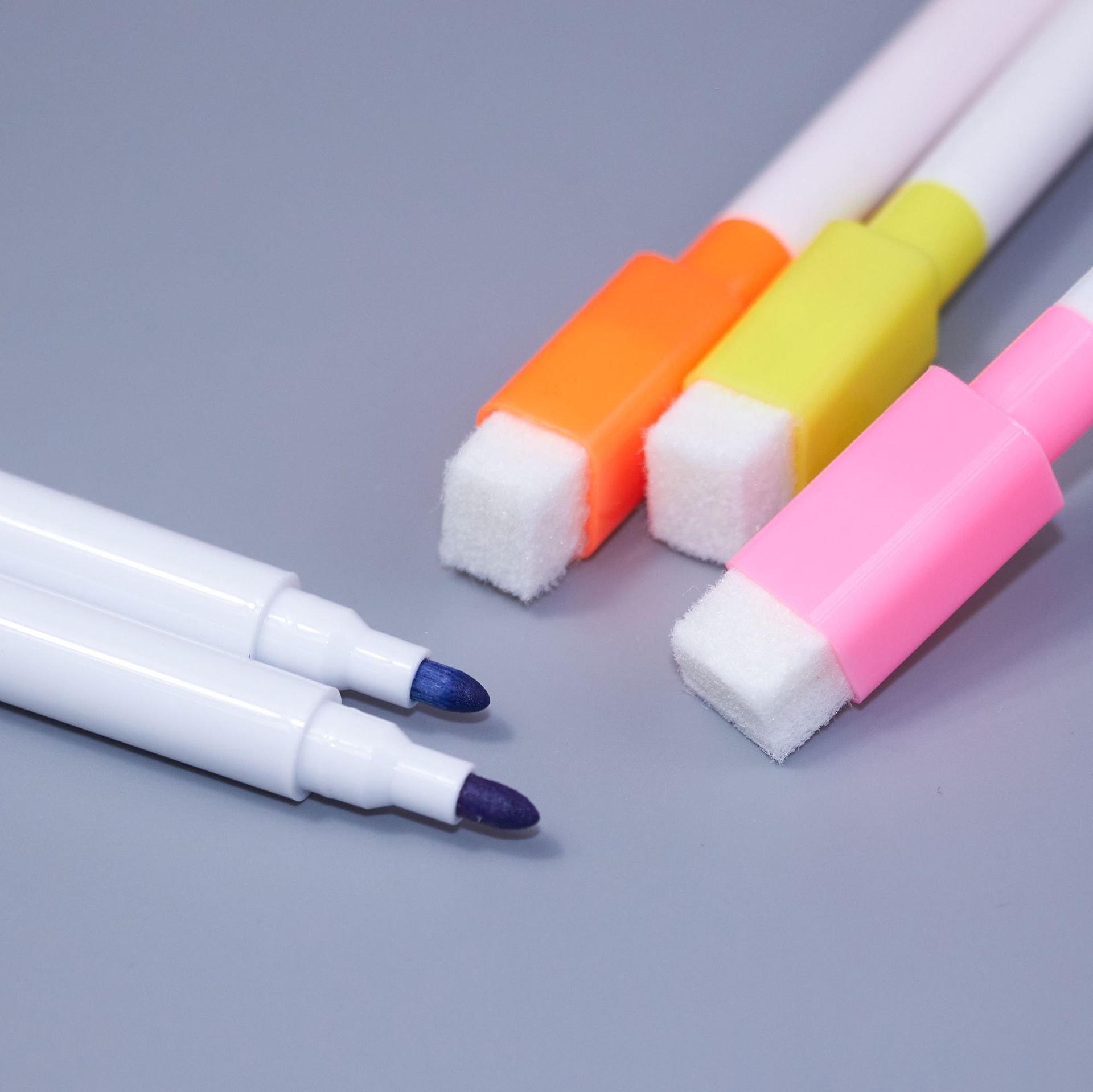 Colorful Whiteboard Pens Can Erase and Add Ink, Large Capacity with Board Brush, Simple and Fresh Whiteboard Pens, Children's Writing and Painting Pens