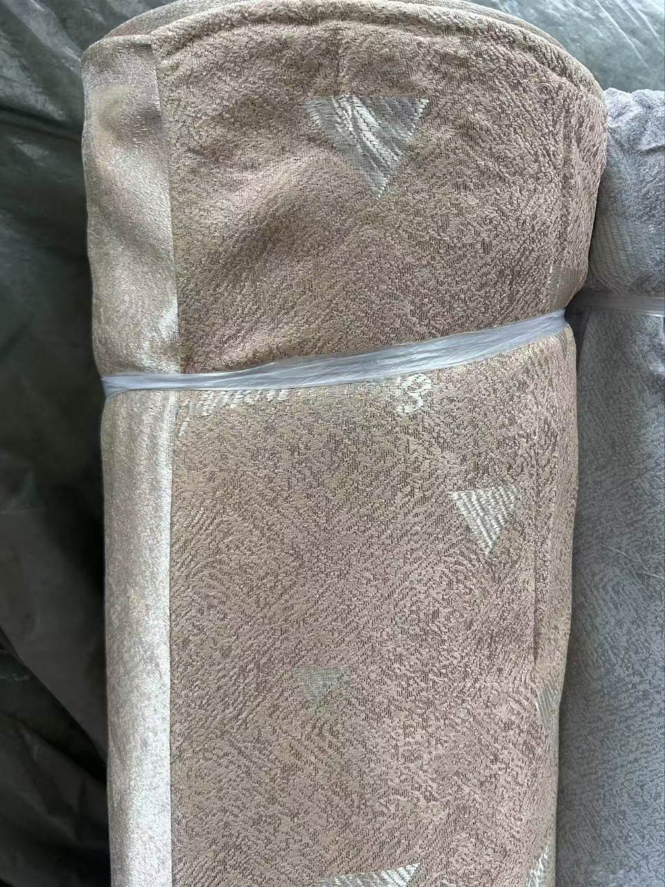 Inventory Clearance Sale of Southeast Asian Jacquard Curtain Fabric at Special Price, 3.2m Width Diamond Jacquard Fabric