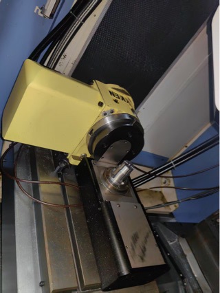 Kir a Japan Yoshii Five-Axis Drilling and Tapping Center Pcv-30S with Five-Axis Tool Tip Following