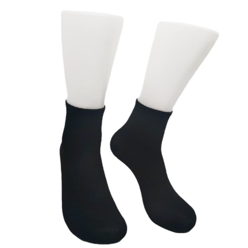 Socks men's mid-calf sports casual black white gray business solid color mesh disposable cheap socks stall wholesale