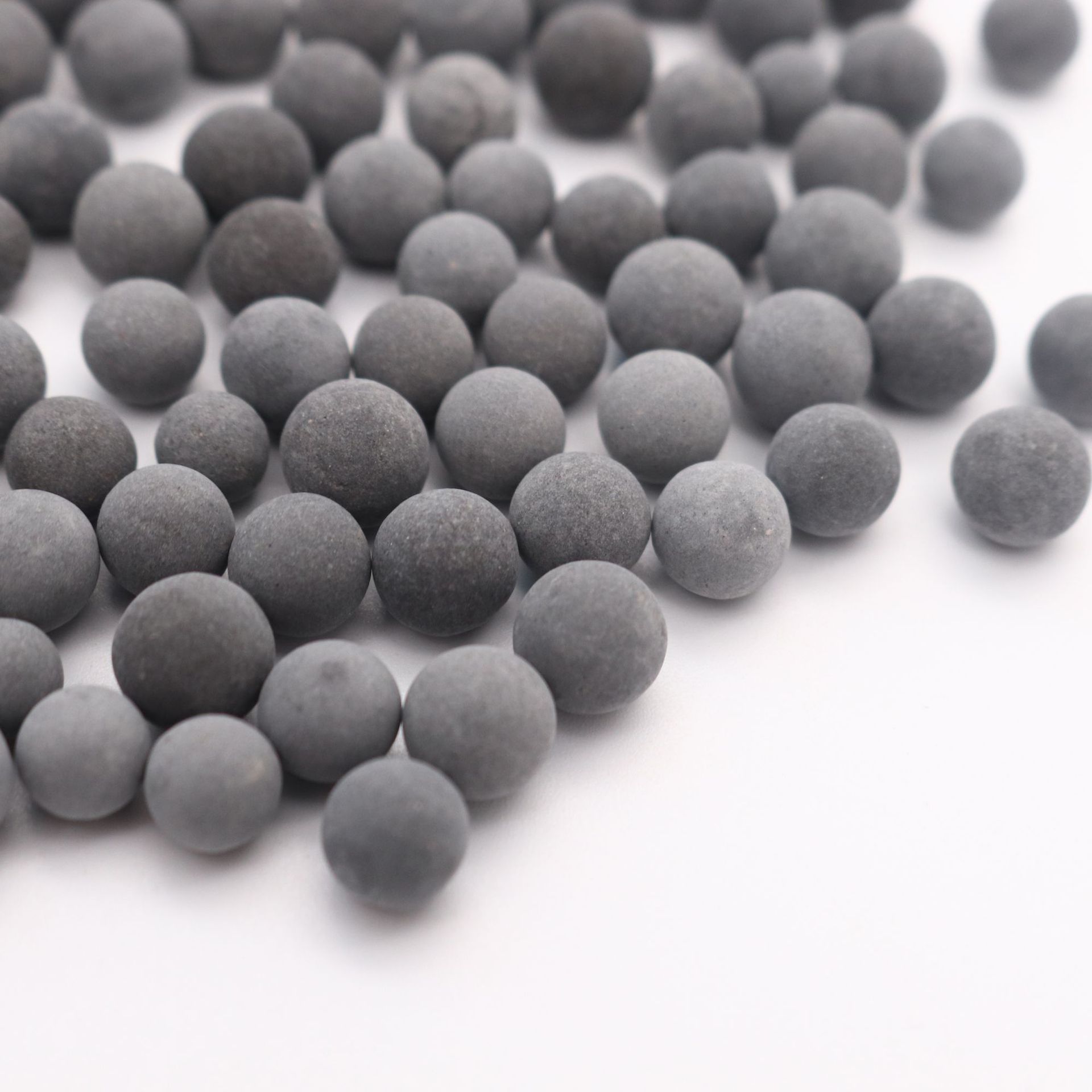 Alkaline Tourmaline for Faucet Shower Water Purification Filter Element, Waist Protector, Knee Protector, Mattress Cushion Filled with Tourmaline Ball