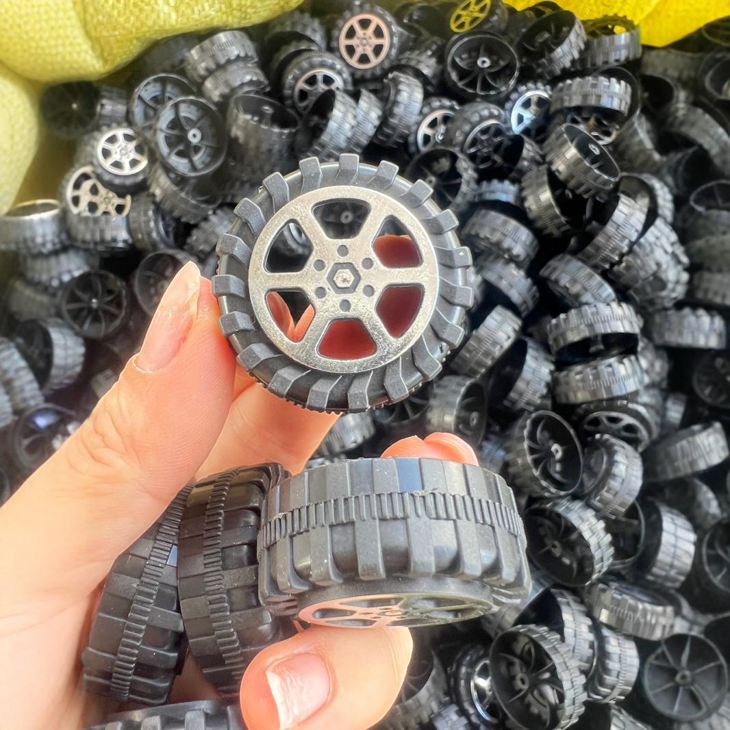 Игрушечное колесо 33мм пластиковое колесо инерционное авто детские учебные пособия технологии мелкие детали DIY игрушечные аксессуары