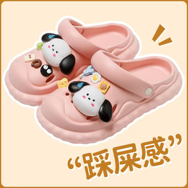 Women's Wholesale Cool Shit Cave Baotou Beach Household Women's Family Sense Summer Cartoon Summer Slippers Bottom Wear Thick Home Shoes