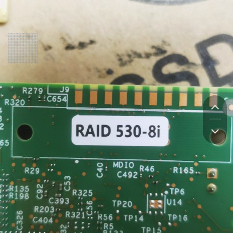 7Y37A01082 RAID 530-8i PCIe 12Gb Адаптер для SR530,SR550