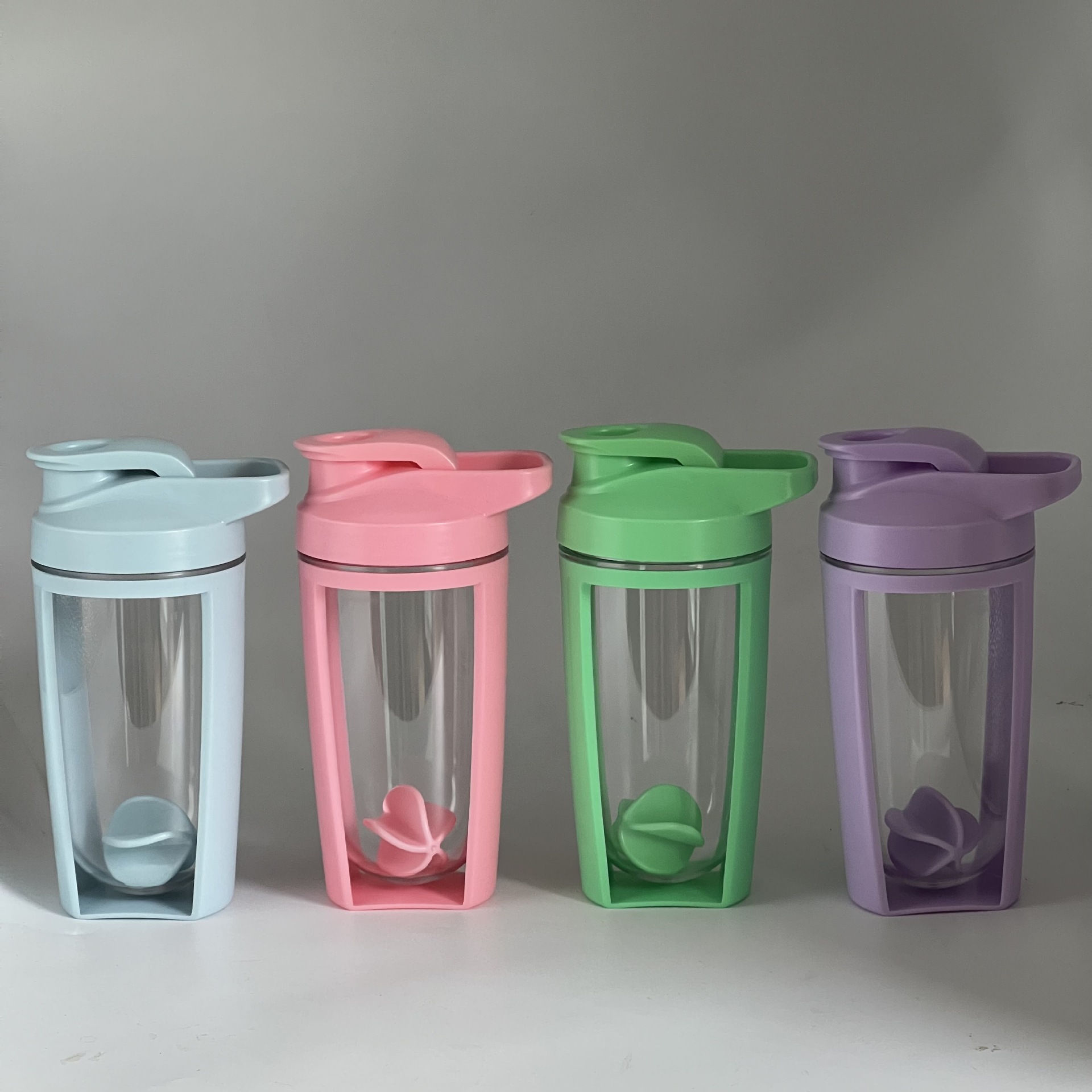 500ml portable plastic double-layer shake Cup with scale milk shake Cup protein powder Cup fitness sports Cup logo
