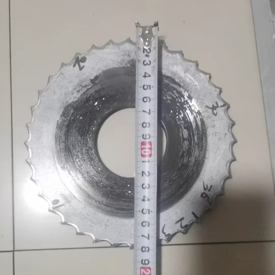 Supply frozen food pillow packing machine multifunctional food daily necessities fresh fruit and vegetable pillow packing machine