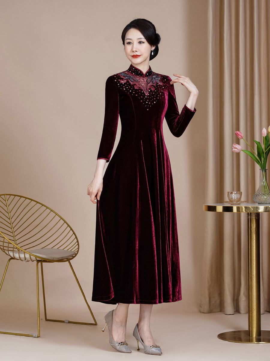 2024 New Large Swing Dress Improved Velvet Cheongsam Dress plus size Happy Mother Wedding Dress Long Happy Mother-in-law New