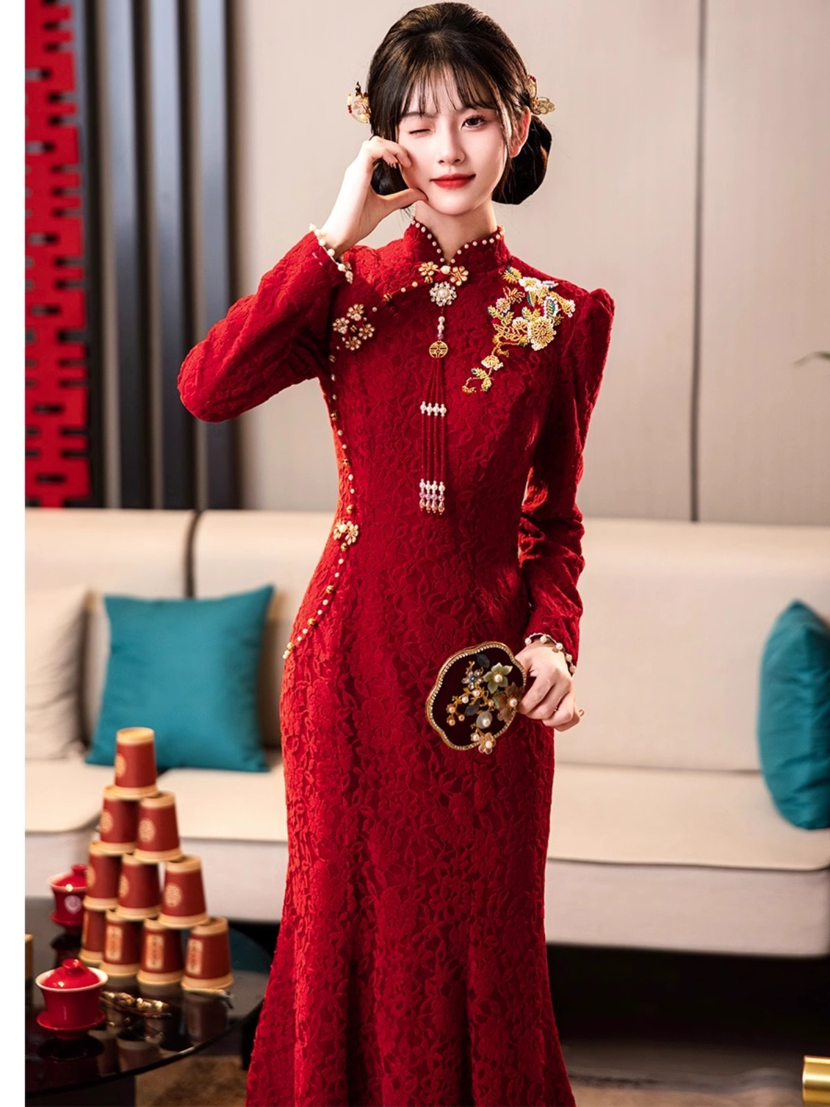 New Chinese Winter Toast Dress 2024 New Bride High-end Wedding Door Engagement Dress Cheongsam Fish Tail
