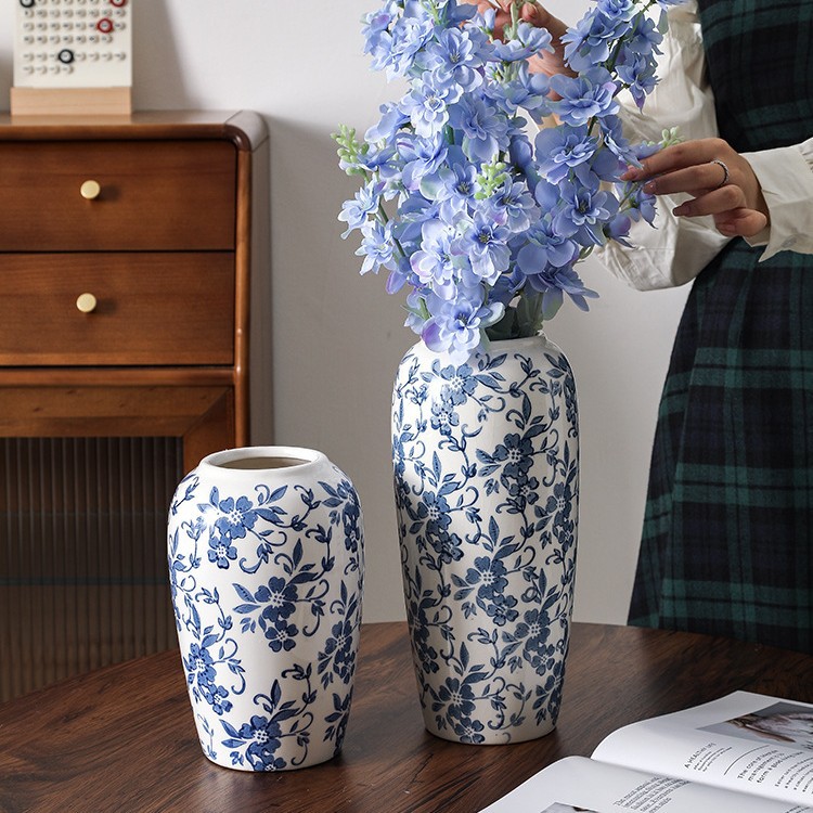 New Chinese Style Advanced Sense Blue and White Porcelain Vintage Vase Ceramic Creative Flower Ornaments Living Room Hallway Decorations