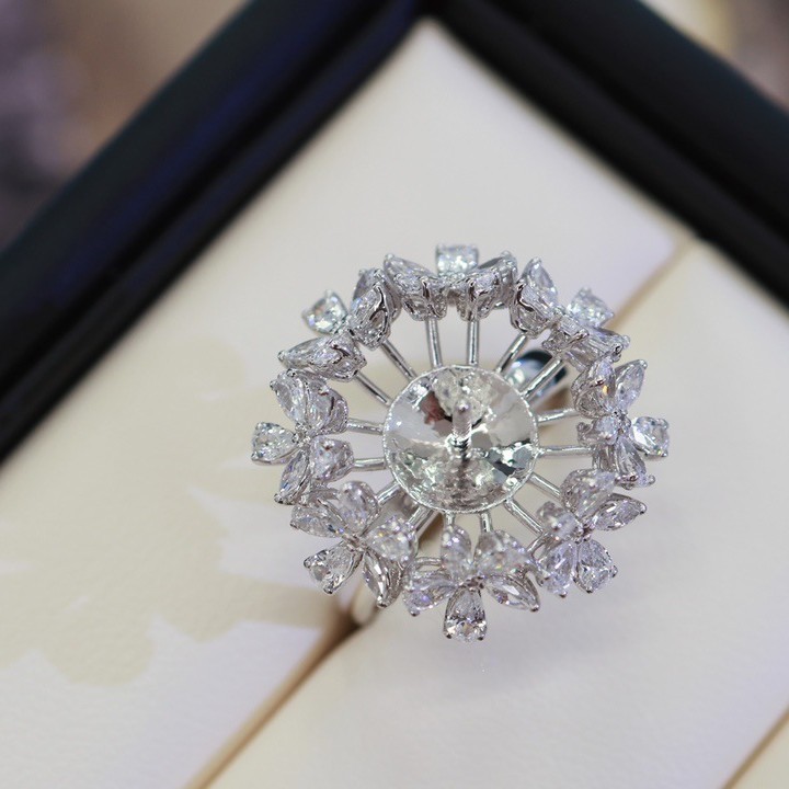Pt900 Accessories Luxury Small Flower Ring Setting White Zircon Ring Set with 12-13mm Pearls Without Beads