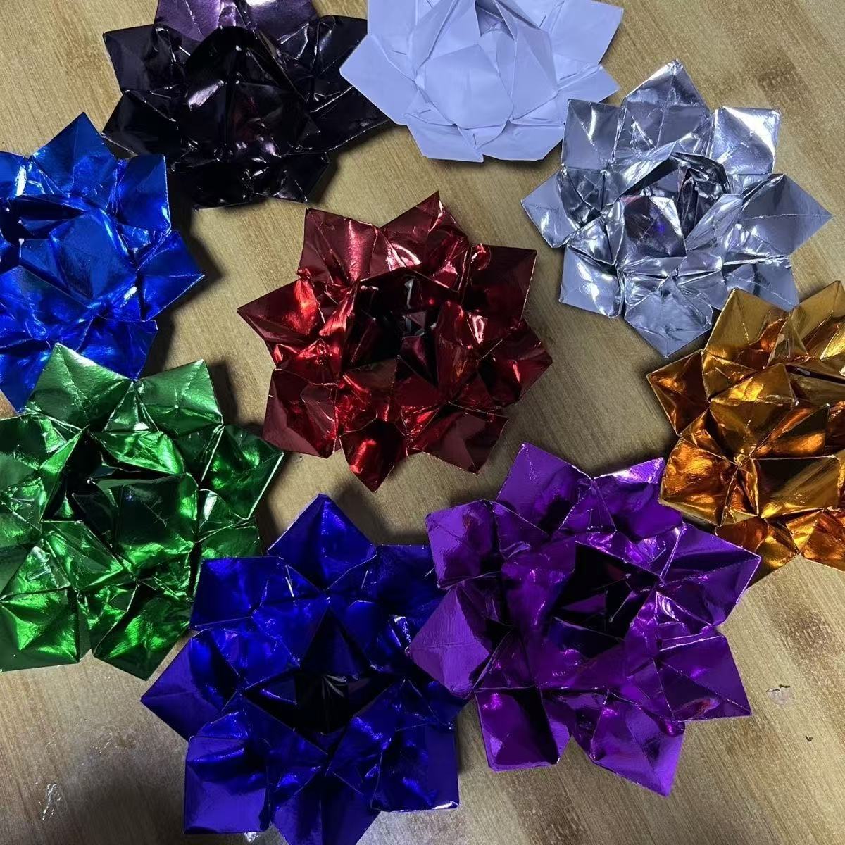 Чисто ручная работа, девятицветный трехслойный лотос, девятиоборотный маленький лотос, диаметр 15 см, готовый к отправке