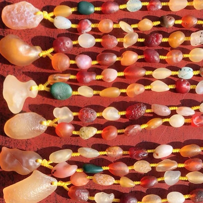 Factory wholesale natural Lashan Gobi stone agate color agate necklace