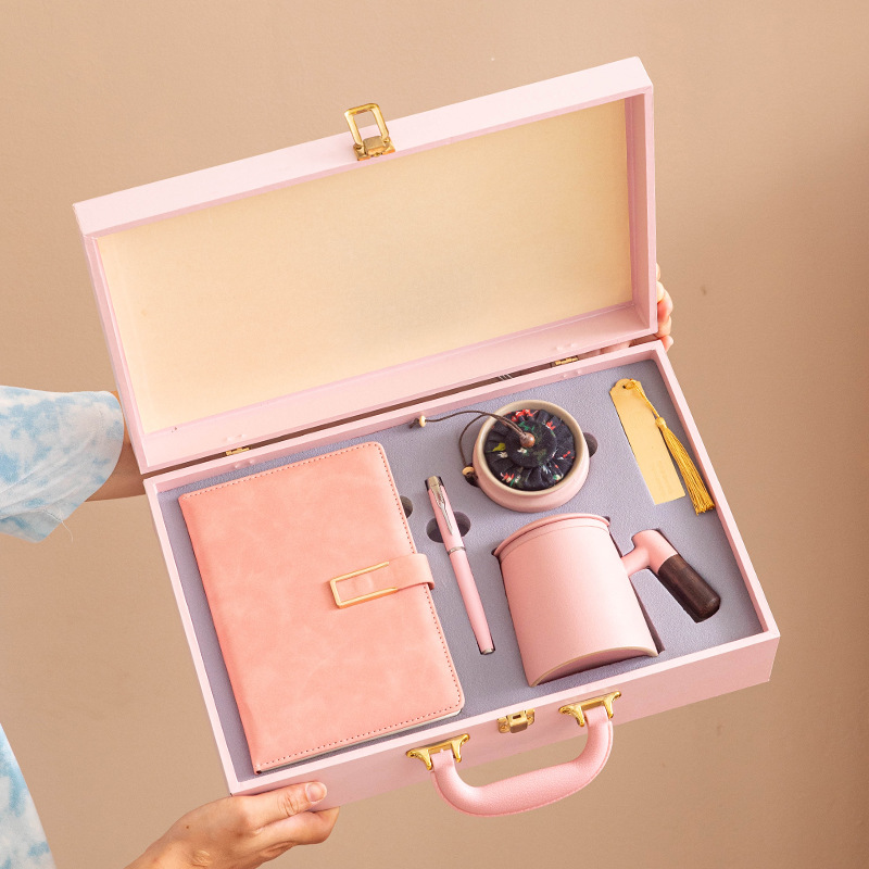 Company Annual Meeting Business Gift Festival Accompanying Gift Meeting Souvenir Creative Company Gift to Send Employees to Print logo