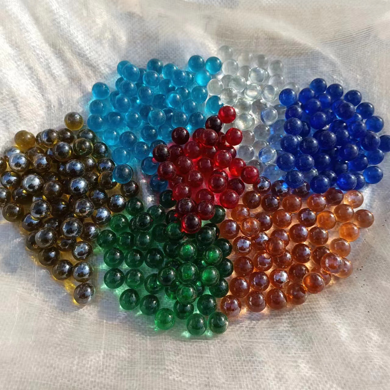 16mm Glass Marbles Specifically for Game Consoles, Available in Sizes 14mm, 16mm, and 25mm. Children's Play Glass Marbles, Large Quantity, Favorable Price