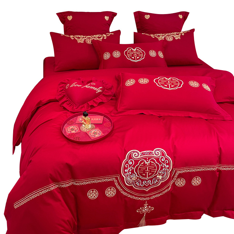 High-end Chinese Dragon and Phoenix Embroidery Fashion Wedding Four-piece Wedding Big Red Bed Sheet Quilt Cover Accompanying Bedding