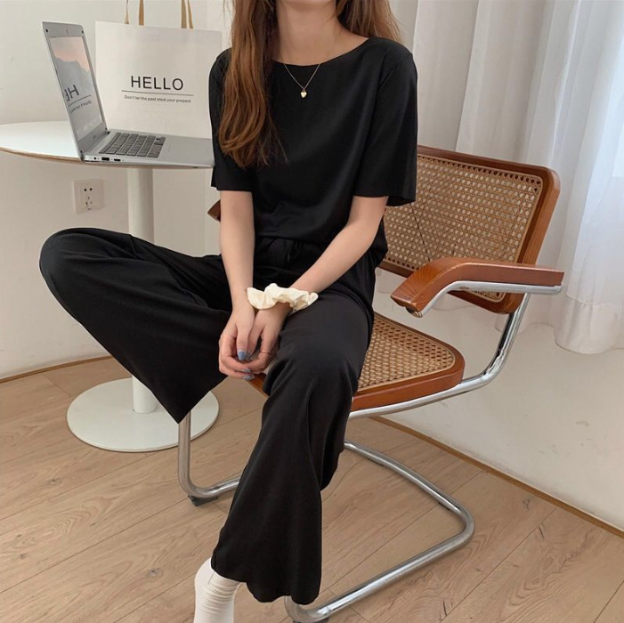 Ice Silk Three-Piece Set for Women's Home Style, Loose and Comfortable Pajamas, Drawstring Design, Skin-Friendly Fabric, Simple Three-Dimensional Suit