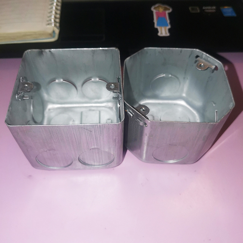 Type 86 Stretch Metal Junction Box Embedded Concealed Bottom Switch Wiring Square Box Socket Bottom Box 86 Metal Stretch Box