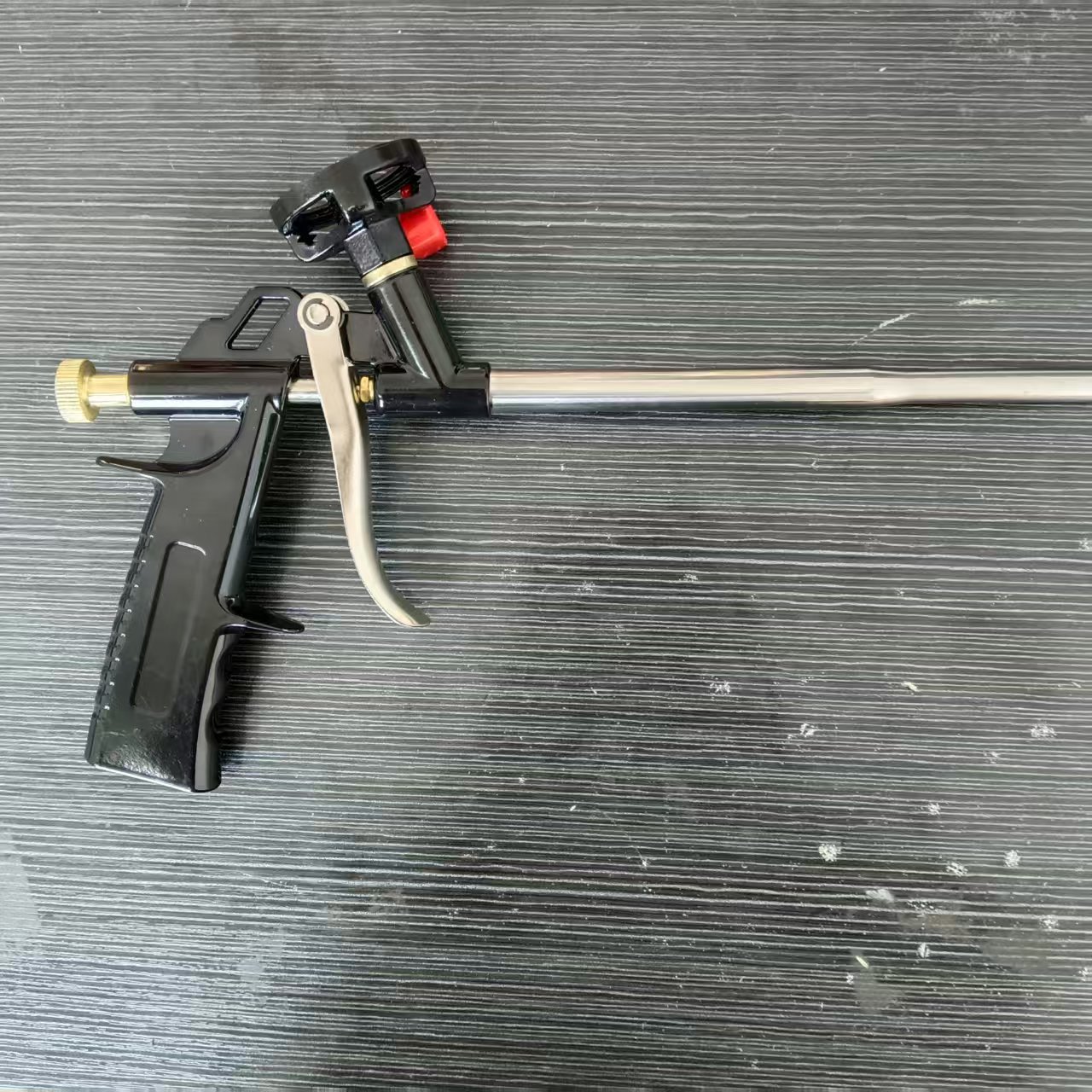 polyurethane foaming gun