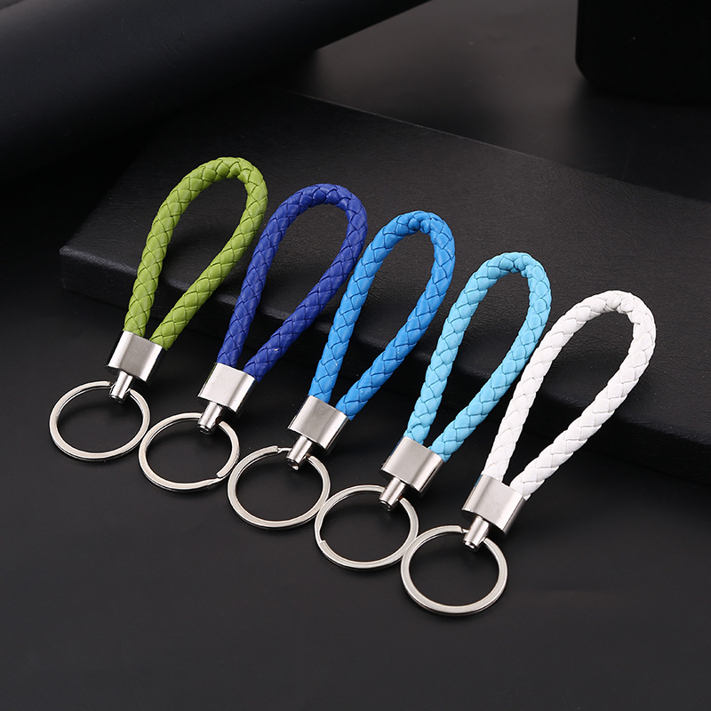 Spot new car key ring key chain pendant jewelry pendant small gift wholesale alloy key chain jewelry