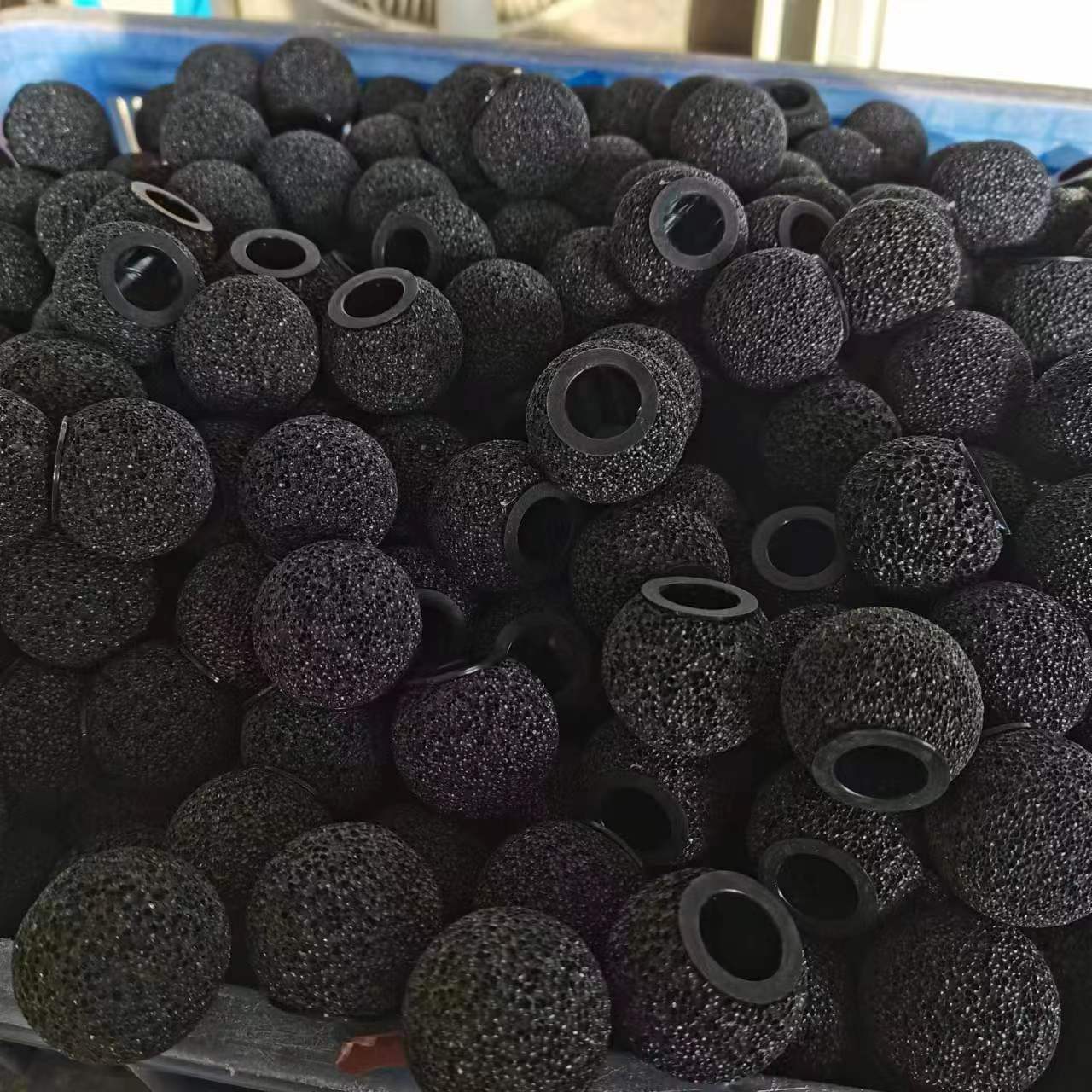 Volcanic stone ball aromatherapy stone ball porous aromatherapy incense stone barbecue oven volcanic stone particles gardening landscaping stone