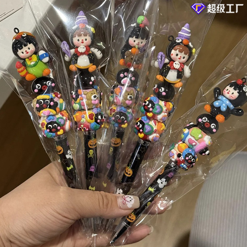 Mengli Trendy Custom-Made Resin Crafts Ornaments Tea Cup Accessories Pen Accessories Pvc Doll Small Ornaments Customization