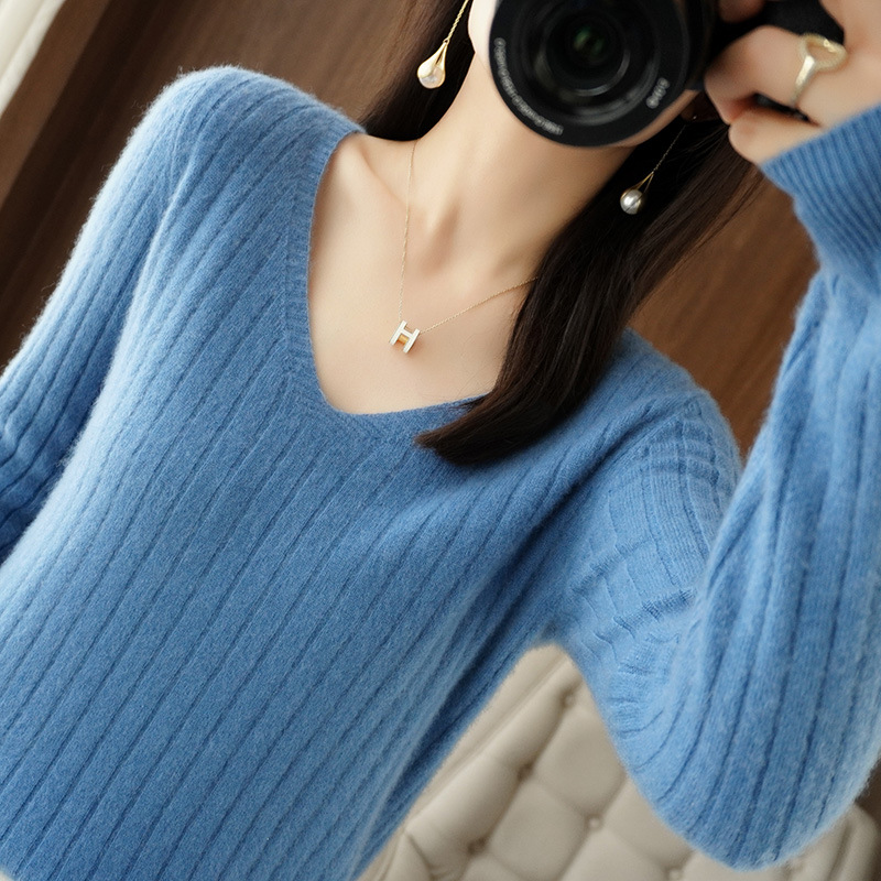 Autumn and Winter New V Neck Striped Long-Sleeved Slim Knitwear Women's Knitwear Versatile Pullover Bottoming Shirt Top