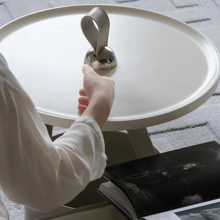 Italian Minimalist Saddle Leather Storage Coffee Table Creative Hand-held Side Table Light Luxury High-end Designer Storage Bedside Table