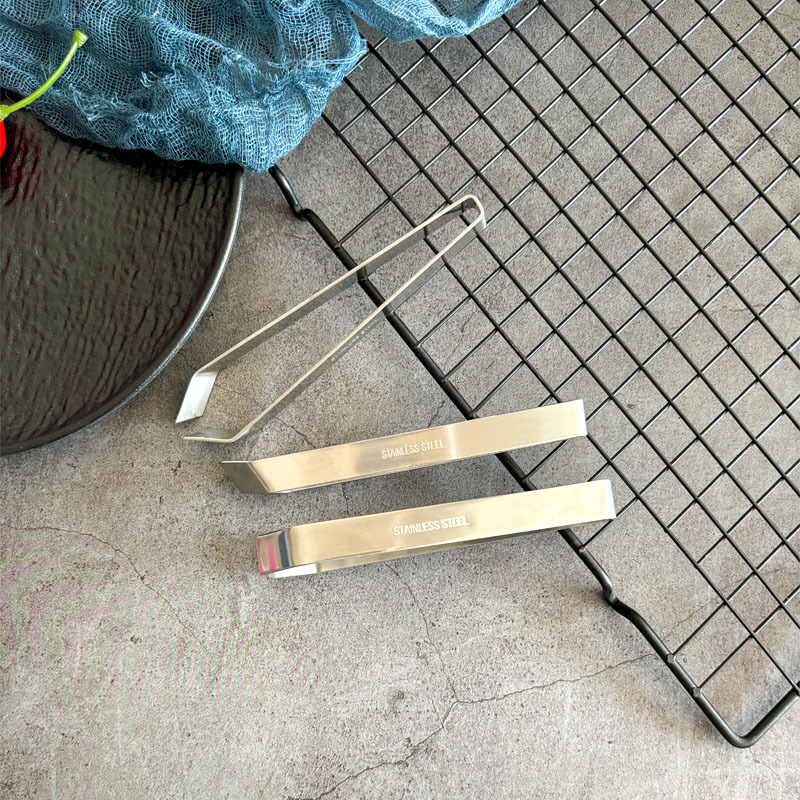 Stainless steel pig hair clip kitchen multi-functional fish bone clip chicken feather duck feather removal pliers beard hair clip tweezers plucker