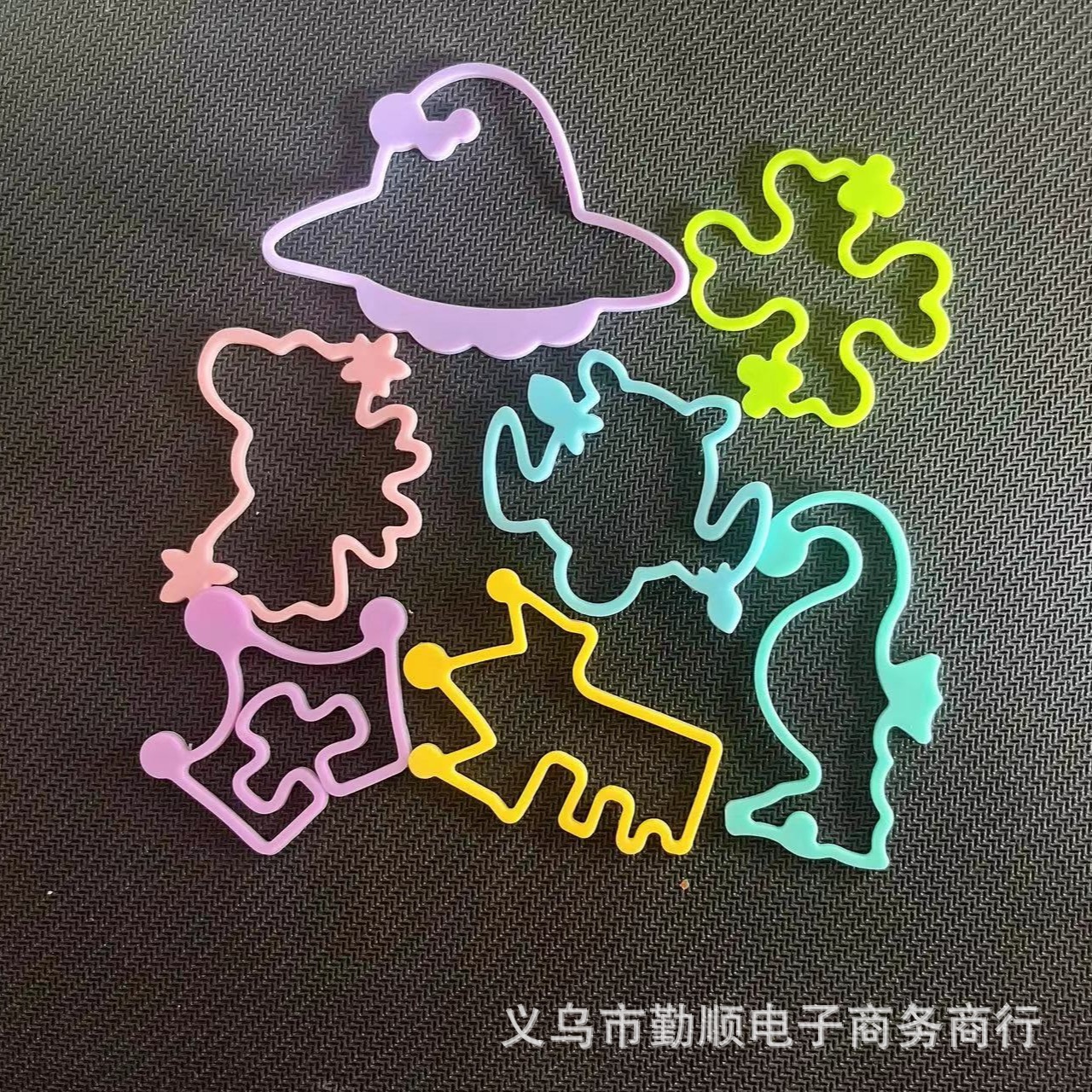 Silicone bracelet outdoor bracelet cartoon children's plant essential oil incense ring bracelet plant essential oil bracelet