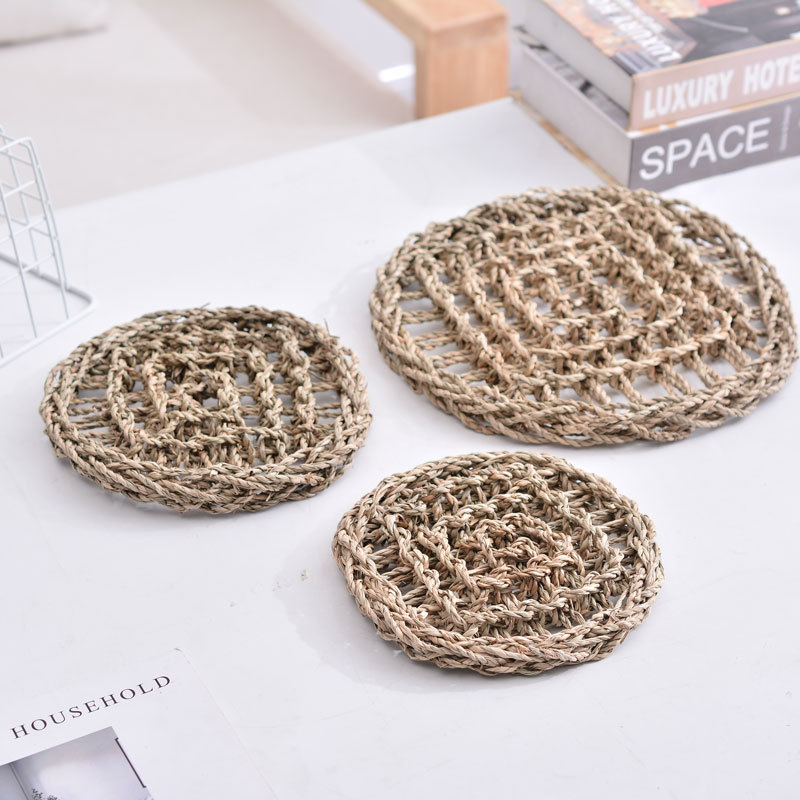 Round straw pet crawling mat household straw mat lizard straw mat parrot climbing net different pet straw