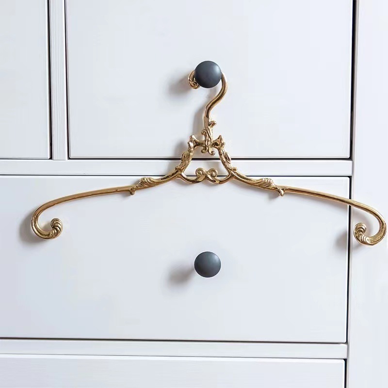 Vintage Palace Style Household Clothes Hanger Hotel Bedroom Wardrobe Storage Rack Brass Hook Clothes Drying Rack