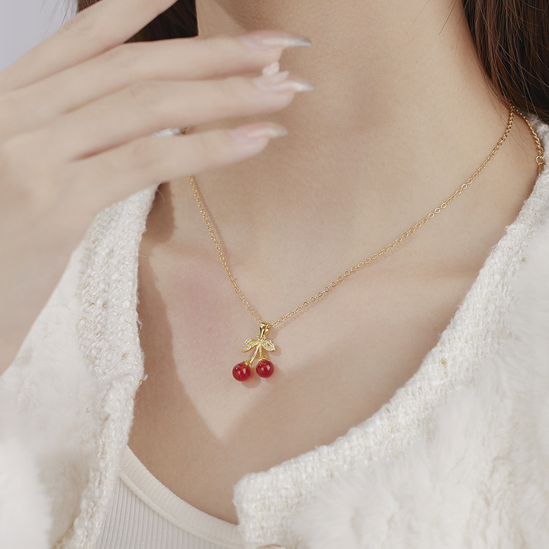 Shake the sound of the same inlaid cherry pendant women's Sweet creative red agate Cherry pendant DIY empty holder pendant wholesale