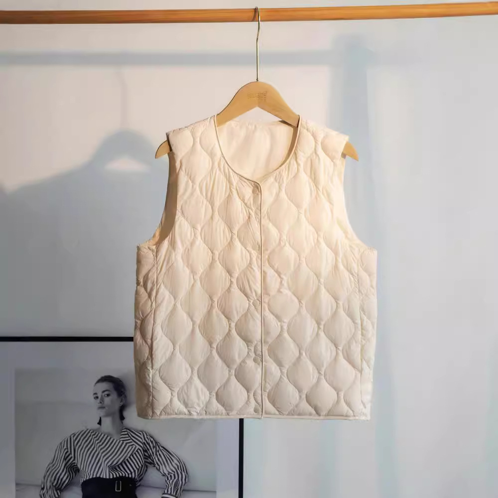 Spot 2025 Small Plaid Women's Vest Collarless Women's Light V Neck Inner Wear Waistcoat Vest Inner Coat Companion