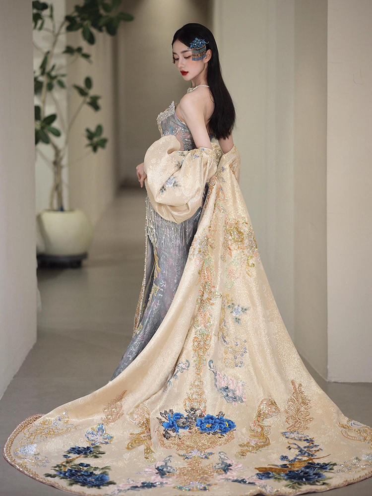 New Chinese-Style Wedding Dress 2025 Summer New Bride Wedding Toast Dress Wedding Dress Going Out Dress Elegant Fishtail Dress