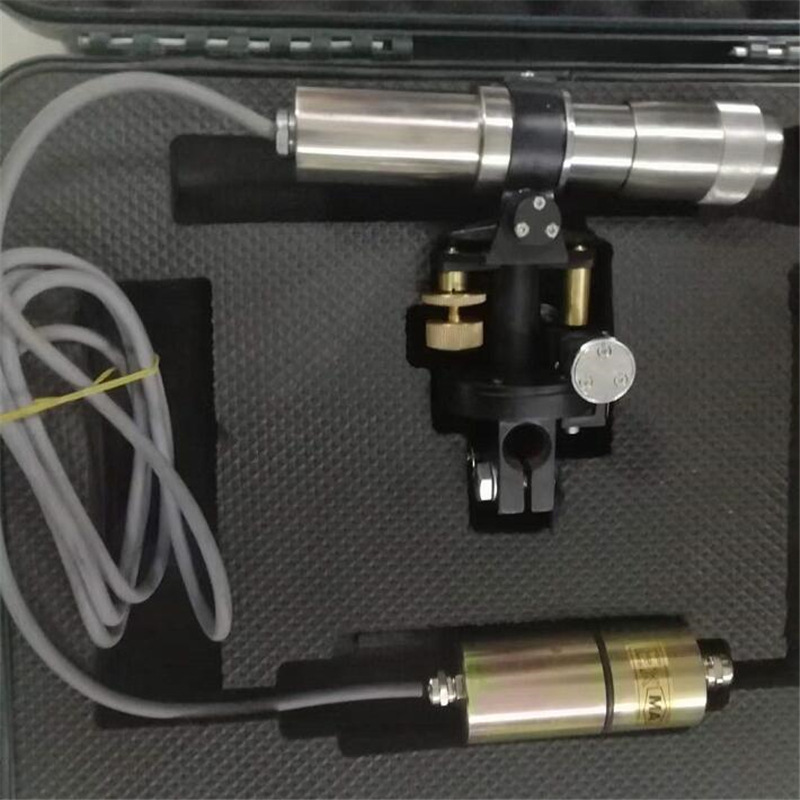 Using Semiconductor Laser as the Light Source Laser Pointer Yhj-600 Mining Laser Pointer