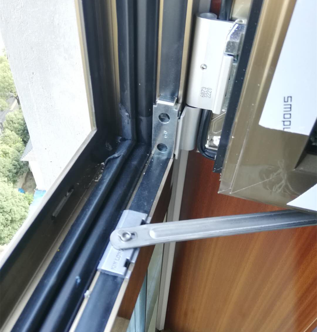 Custom Soundproof System Windows for Balcony Aluminum Doors and Windows with Aluminum Alloy Doors and Windows from Feng Aluminum Jianmei Hai Luo