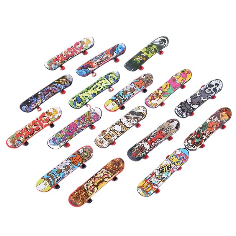Creative fingertip plastic finger skateboard creative desktop decompression toy fingertip skateboard sports toy stall gift