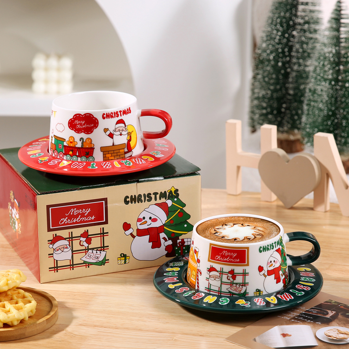 Керамическая рождественская чашка с блюдцем, подарочная упаковка