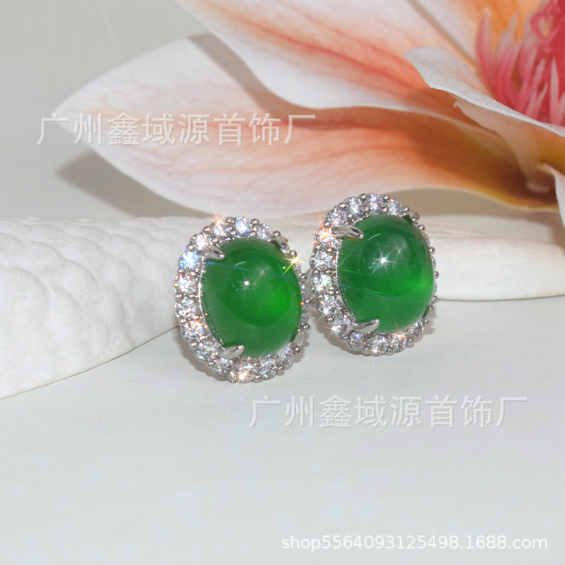 high quality egg noodles natural green chalcedony earrings Joker classic green chalcedony earrings factory wholesale fashion new