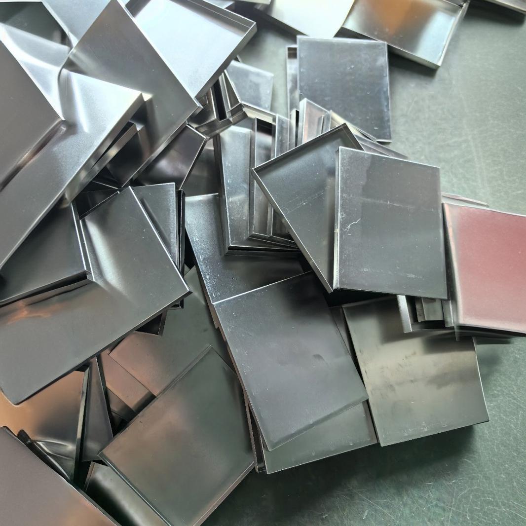 Проектирование и производство штампов для электроники и электрической защиты, производители из Шэньчжэня