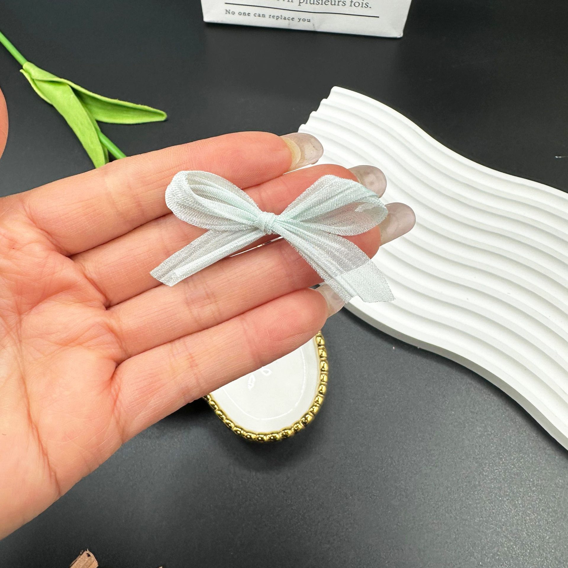 Bright silk handmade fabric bow accessories hairpin hair accessories socks mobile phone case shoes flower clothing accessories wholesale