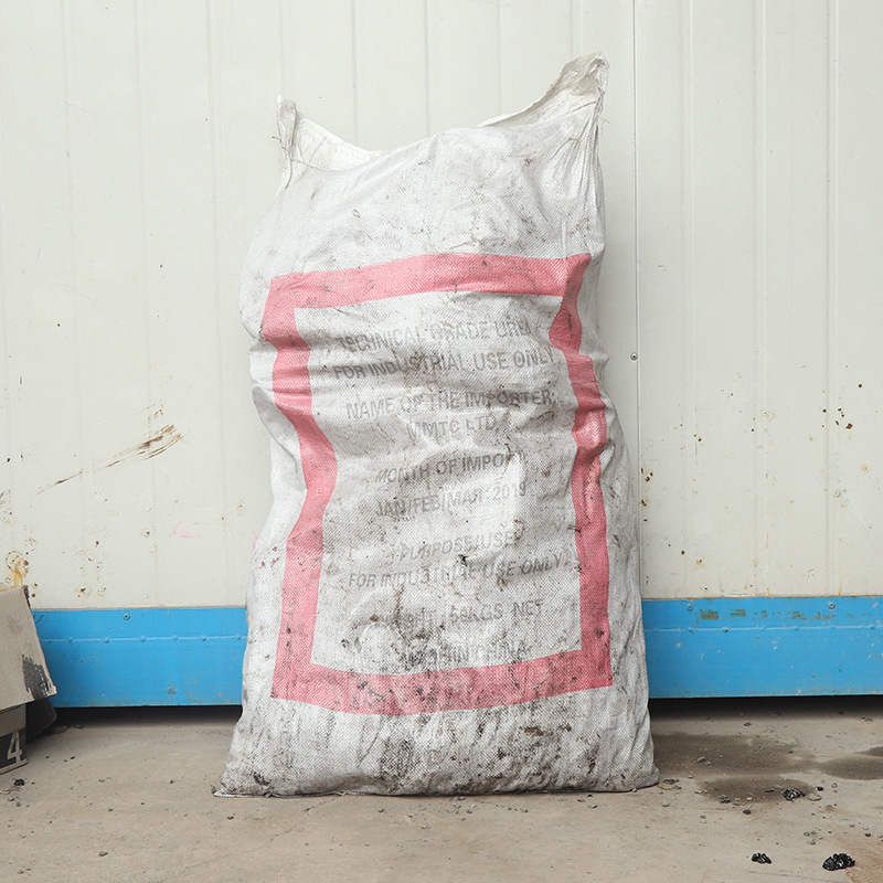 No. 10 Asphalt Block Repair Road Solid Asphalt Waterproof Asphalt Asphalt Tar Block Road Crack Filling Asphalt