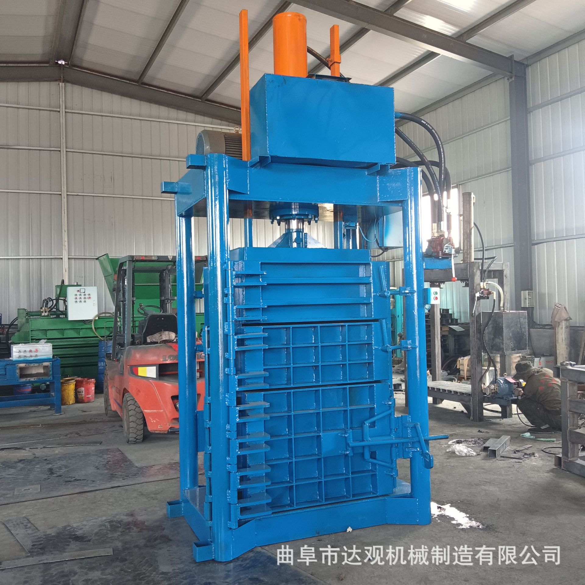 Cylindrical four-door vertical hydraulic packer used clothes compression packer socks export packer