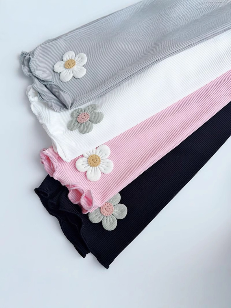 Girls' Summer Thin Leggings Children's Ice Silk Capri Pants for Toddlers and Young Children Ultra-Thin High-Elasticity Wearable Pants for Summer