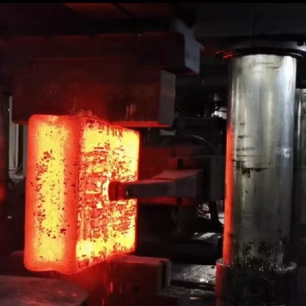 Фошань Руйтай специальные стали поставляет кованые изделия 310S и гарантирует спектрометрическое тестирование химического состава и самовывоз