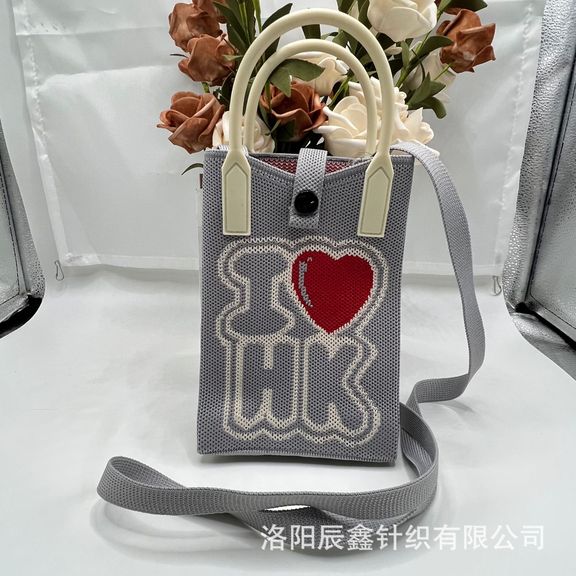 Factory direct 2025 new mobile phone bag convenient storage student bag fashion messenger bag support generation knitted bag