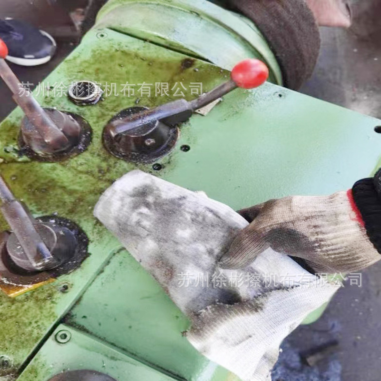 White Cotton Rags Absorb Water, Absorb Oil and Does Not Shed Lint, Industrial Rags Are Sold by the Manufacturer. Large Cotton Machine Wiping Cloths Sold by the Pound