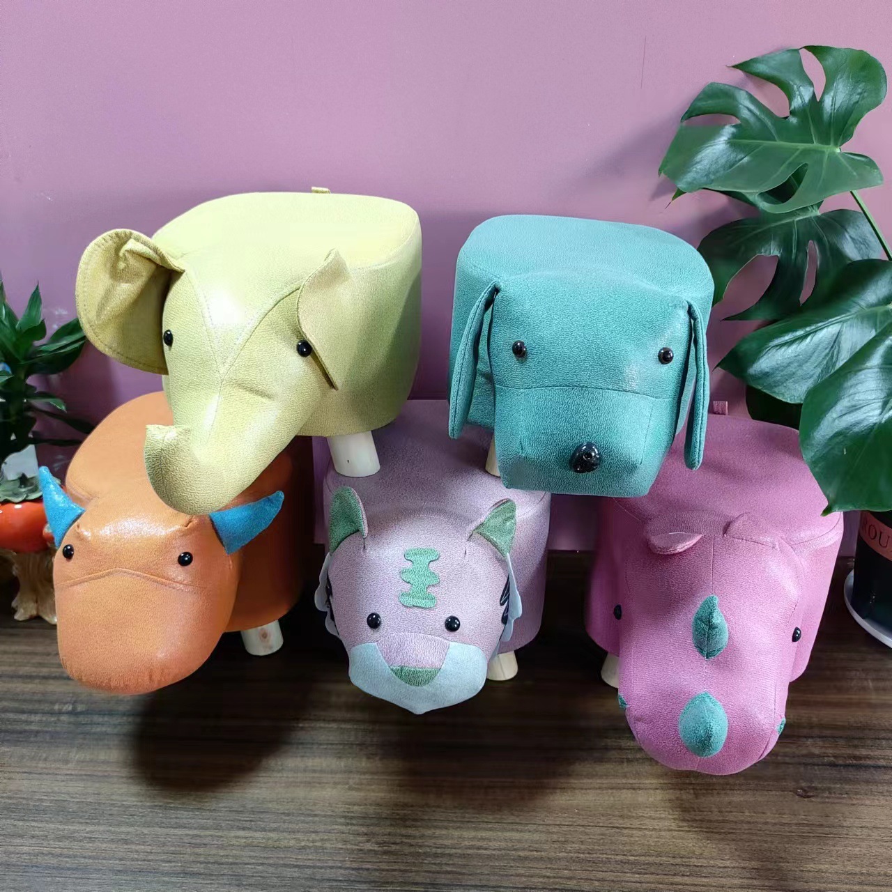 Wholesale Technology Cloth Animal Stool Cartoon Stool Children's Stool Activity Gift Stool Print logo Home Sofa Shoe Changing Stool