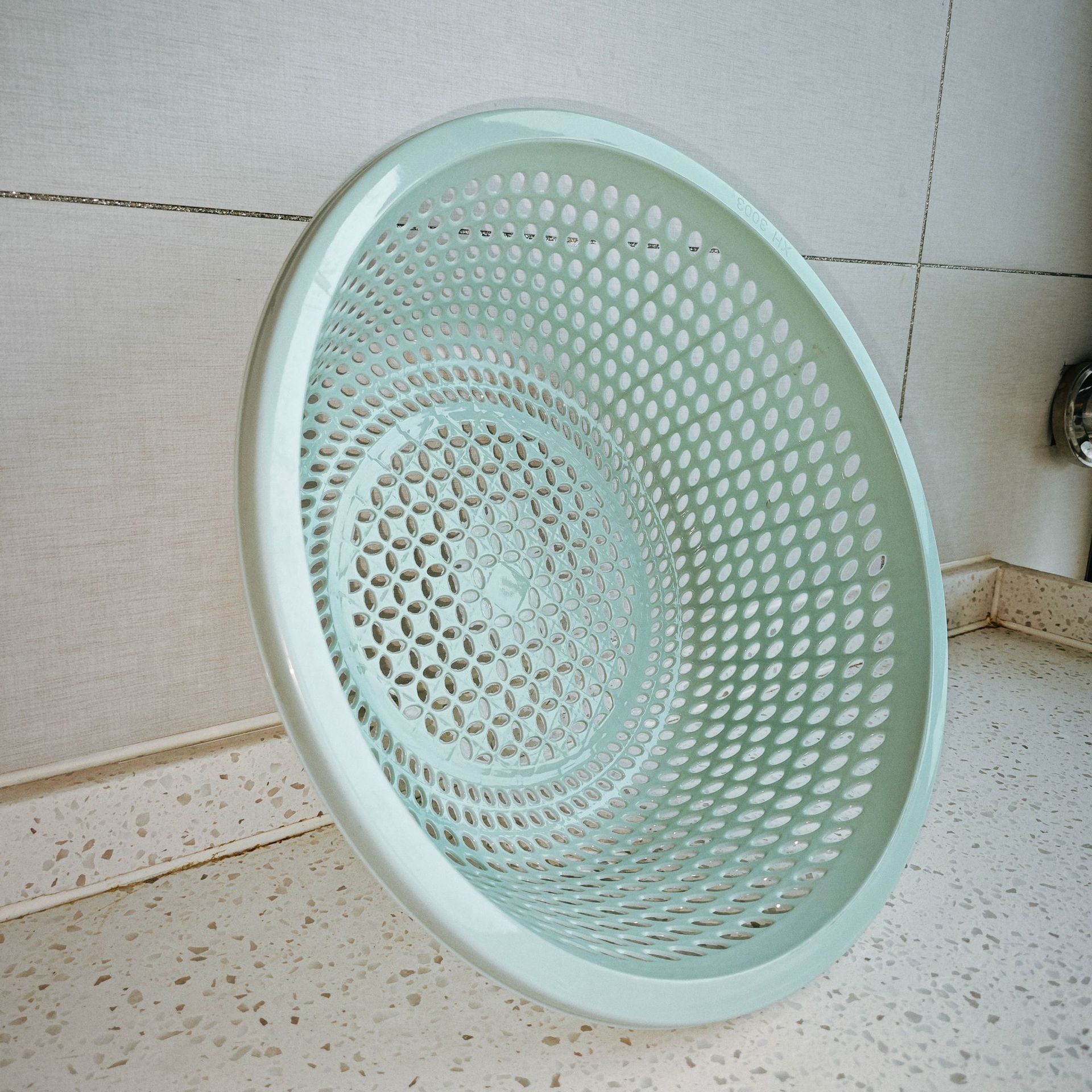 Factory direct round drain basket fruit vegetable basket rice sieve